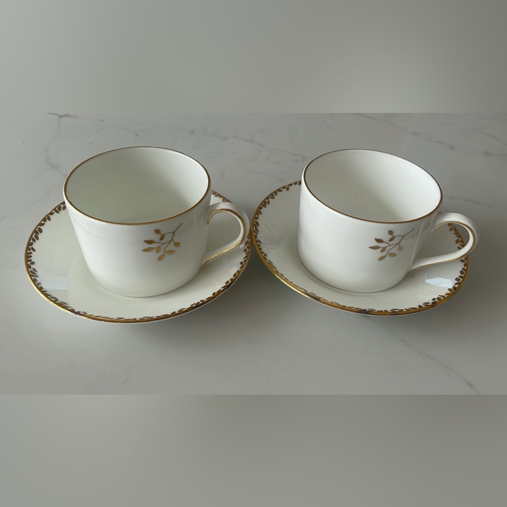 Vera Wang Wedgwood Gilded Leaf Tea Cup Set